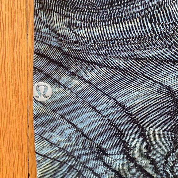 Lululemon sz 2 Fast and Free Tight 25" *Non-Reflective Nulux blue EUC - Picture 8 of 14